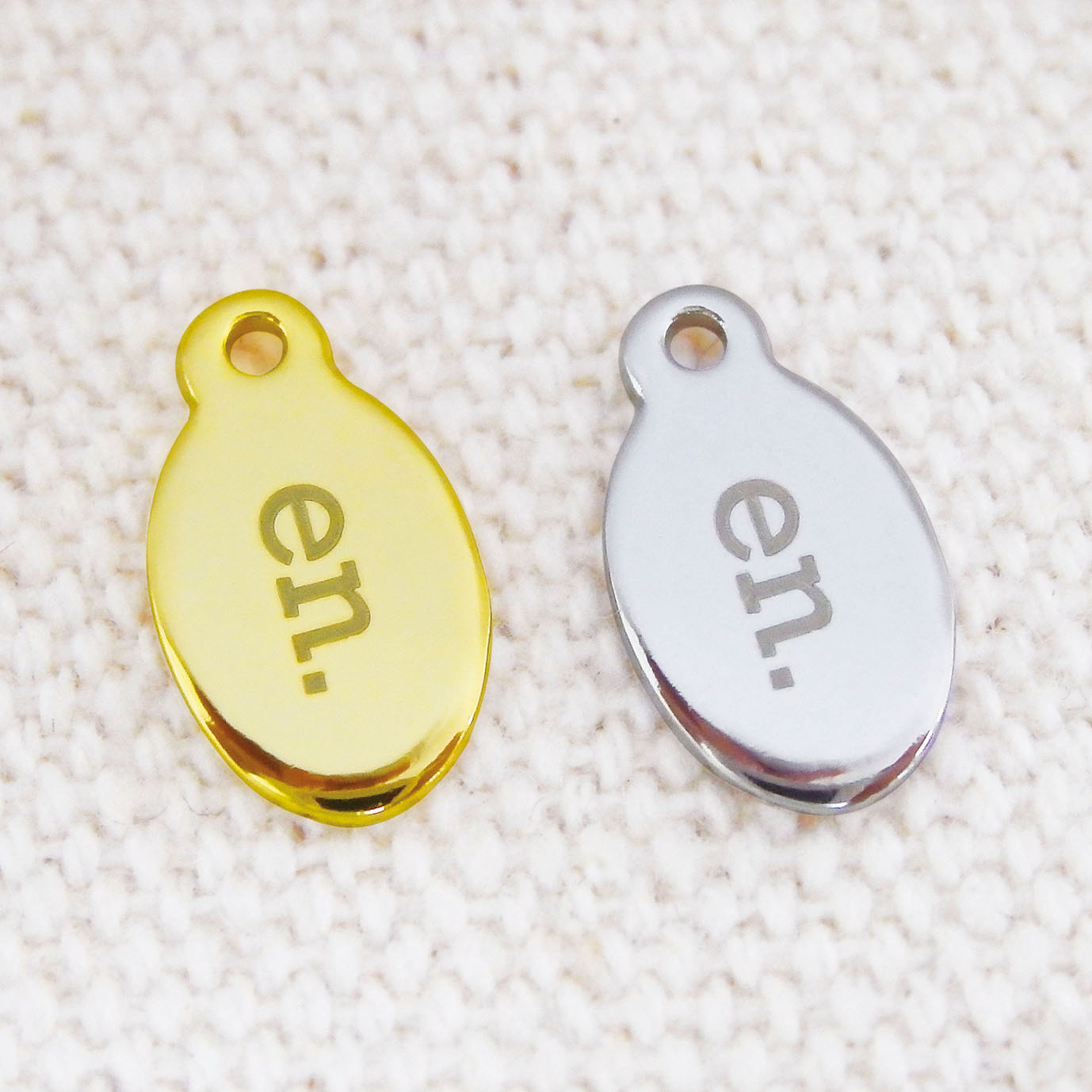 アクセサリープレート　ブランドプレート　レーザー刻印プレート　製作実績　だ円