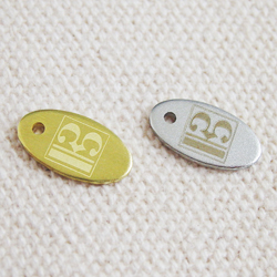 アクセサリープレート　ブランドプレート　Key of Dorothy 様　真鍮製／素材無垢・つや消し銀色メッキ／レーザー刻印