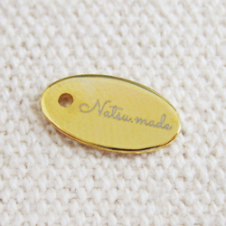 アクセサリープレート　ブランドプレート　Natsu.made 様　真鍮製／光沢金メッキ／レーザー刻印