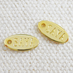 アクセサリープレート　ブランドプレート　SAYA様　真鍮製／光沢金メッキ／金型刻印