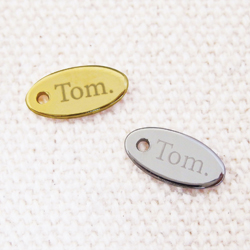 アクセサリープレート　ブランドプレート　Tom. 様　真鍮製／光沢金メッキ・光沢銀色メッキ／レーザー刻印
