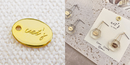 アクセサリープレート　ブランドプレート　Aet's 様　真鍮製／光沢金メッキ／金型刻印