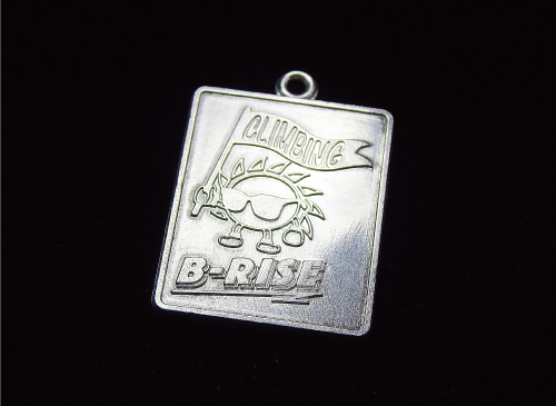 アクセサリープレート　ブランドプレート　B-RISE 様　アルミ製／無垢／金型刻印