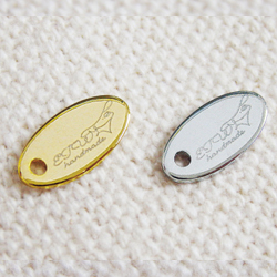 アクセサリープレート　ブランドプレート　ELLYKA THE WOMAN 様　真鍮製／光沢金メッキ・光沢銀色メッキ／レーザー刻印