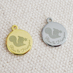 アクセサリープレート　ブランドプレート　りすと星空 様　真鍮製／光沢金メッキ・光沢銀色メッキ／レーザー刻印