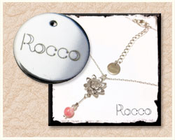 アクセサリープレート　ブランドプレート　Rocco 様　真鍮製／光沢銀色メッキ／レーザー刻印